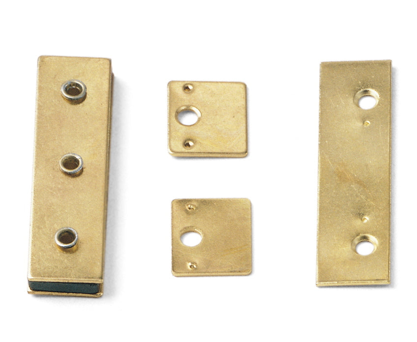 Triple Magnetic Catch - Laurey