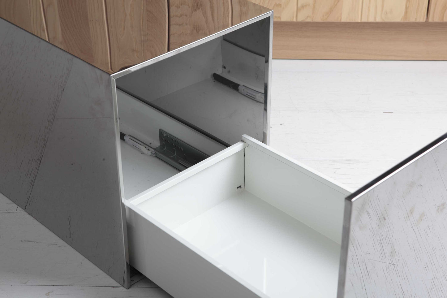 Elletipi Street 2.0 Waste Bin Pullout with Stainless Steel Housing for Waste Separation