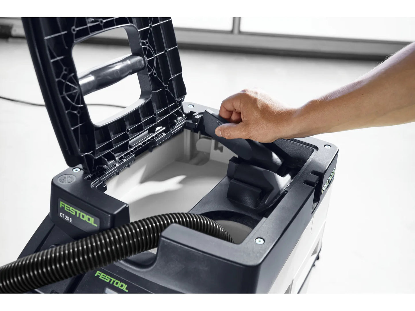 Festool 578984 Limited Edition ETS 125 REQ Sander + CT 25 HEPA Dust Extractor w/ 60-Piece Granat Abrasives Value Kit