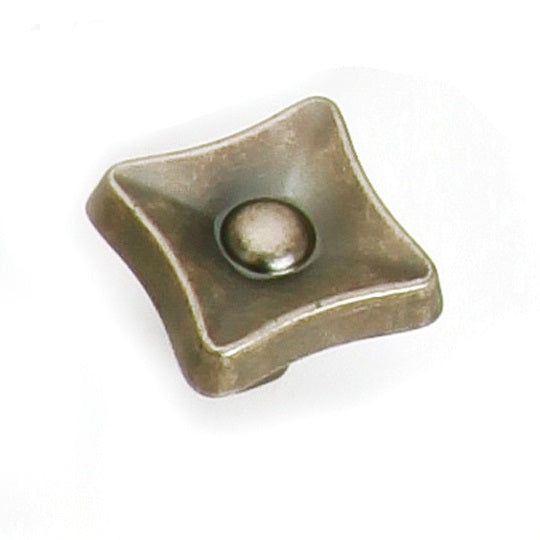 Square Knob, Flair Collection - Laurey