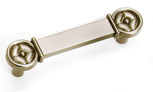 Button Pull, Paris Collection - Laurey