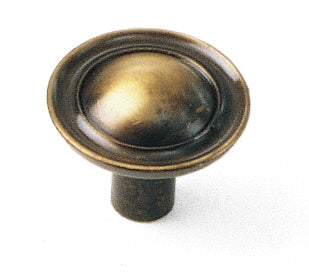 Ambassador Knob, Classic Traditions Collection - Laurey