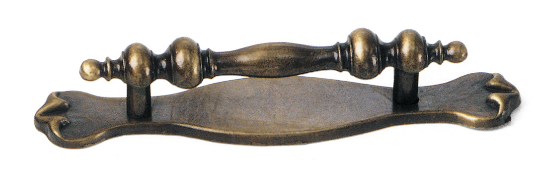 79405 Pull, Classic Traditions Collection - Laurey